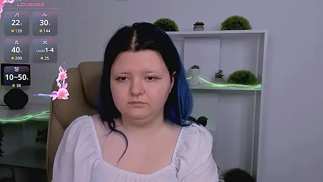 Lunaar  online show from March 27, 8:26 am