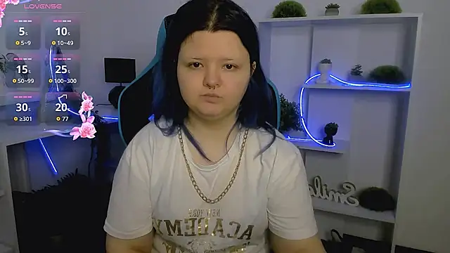 Lunaar  online show from April 4, 6:20 am