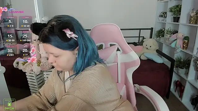 Lunaar  online show from April 11, 6:32 am