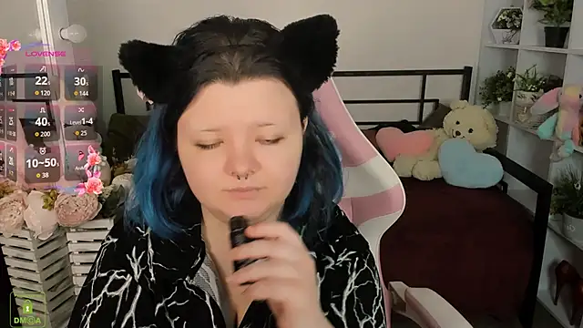 Lunaar  online show from April 15, 5:24 am