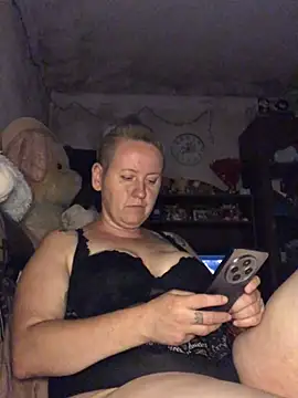 Snapshot of SofiaAmour chatting on July 29, 6:40 pm SofiaAmour online show from July 29, 6:40 pm