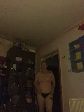 Snapshot of SofiaAmour chatting on July 8, 7:03 pm SofiaAmour online show from July 8, 7:03 pm