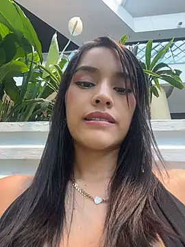 Mia-villalobos online show from May 9, 4:32 pm