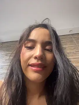 Mia-villalobos online show from March 15, 11:28 am
