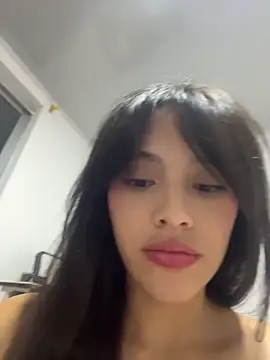 Mia-villalobos online show from June 9, 2:12 am