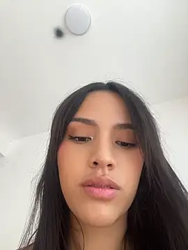 Mia-villalobos online show from June 11, 2:03 pm