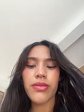 Mia-villalobos online show from April 28, 1:37 pm