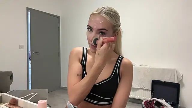 Naughtyblondex online show from April 2, 12:12 pm