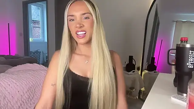 Naughtyblondex online show from June 21, 7:52 pm