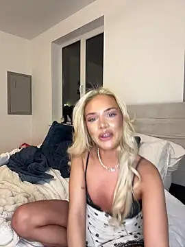 Naughtyblondex online show from March 20, 11:28 pm