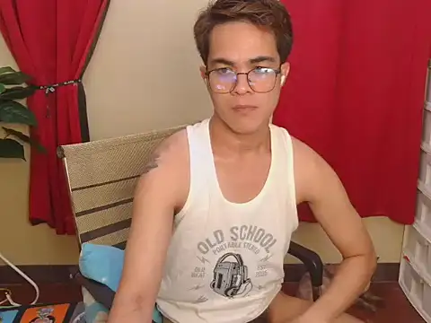 Snapshot of Xmj16 chatting on February 28, 1:55 pm Xmj16 online show from February 28, 1:55 pm