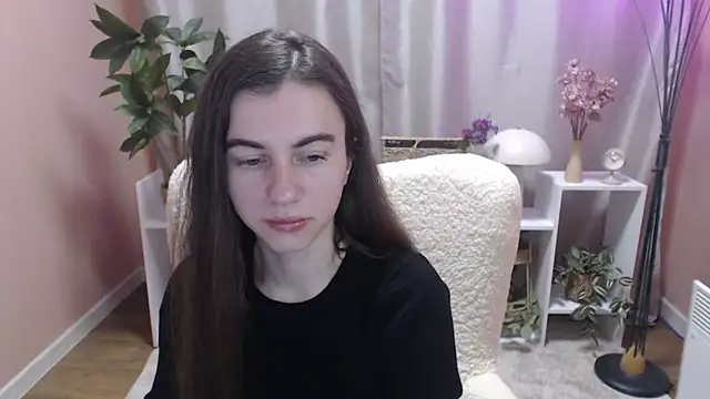 MistyBree online show from March 25, 10:14 am