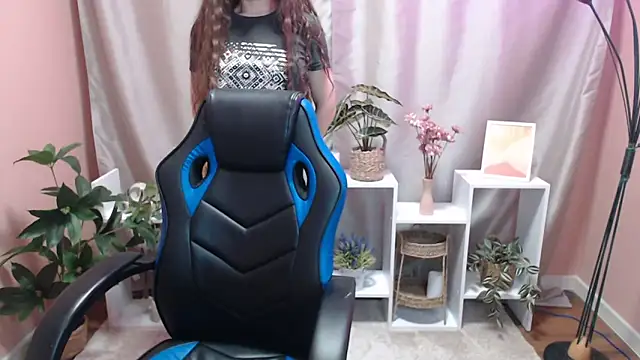MistyBree online show from May 9, 8:07 am