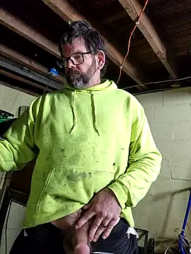 ultimateBWC online show from April 7, 7:15 pm