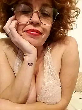 roxybykiss online show from April 29, 2:05 am