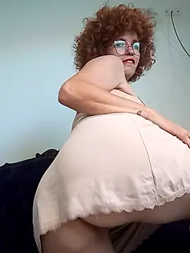 roxybykiss online show from April 21, 6:47 pm