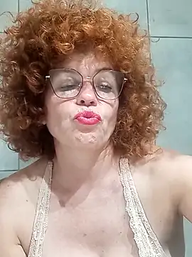 roxybykiss online show from March 26, 4:55 am
