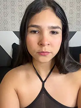 Lulu Mei  online show from April 8, 11:33 am