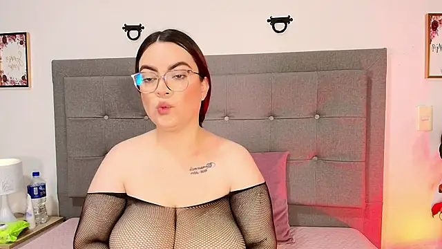 Kiara noirr online show from April 4, 11:39 am