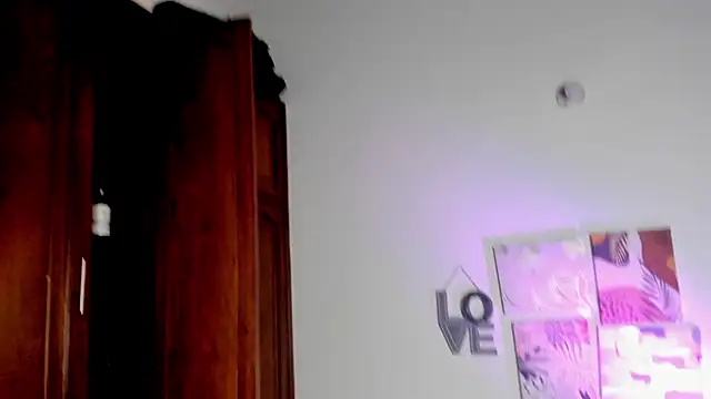 Aylah beckman online show from March 25, 11:09 am