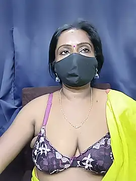 Snapshot of misti-boudii chatting on June 9, 3:13 pm misti-boudii online show from June 9, 3:13 pm