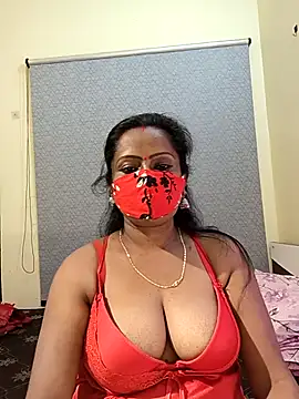 Snapshot of misti-boudii chatting on May 5, 2:09 pm misti-boudii online show from May 5, 2:09 pm