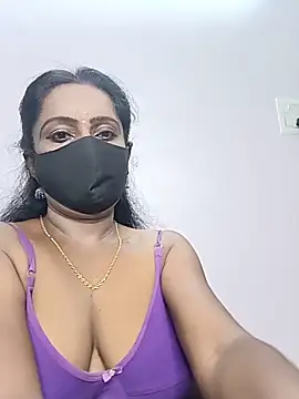 Snapshot of misti-boudii chatting on June 3, 1:50 am misti-boudii online show from June 3, 1:50 am