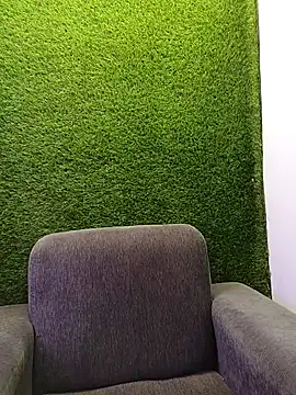 misti-boudii online show from April 13, 9:35 am