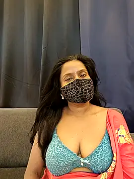 misti-boudii online show from April 4, 2:07 am