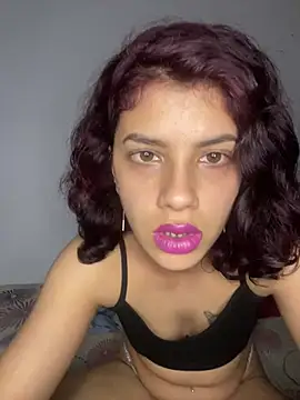 MommySexxy23 online show from May 6, 5:50 pm