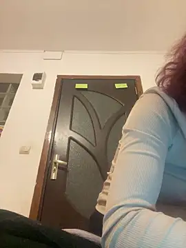 MommySexxy23 online show from March 31, 7:05 pm