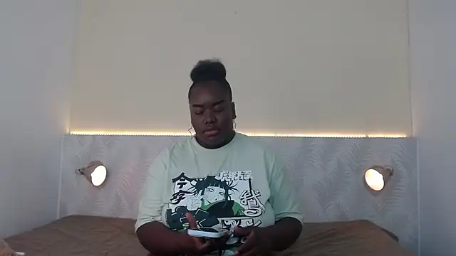 sophie blake1 online show from April 7, 8:43 pm