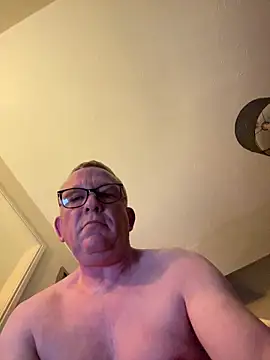 Guynextdoor99 online show from March 1, 9:04 pm