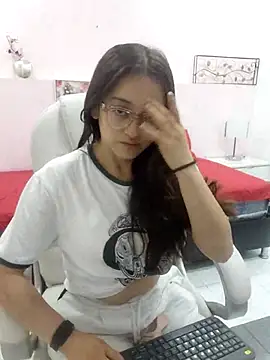 EvaMark  online show from April 3, 11:16 am