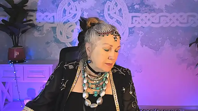 LilaMaharani online show from April 24, 12:51 pm