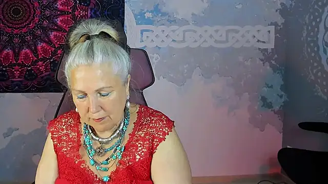 Snapshot of LilaMaharani chatting on June 14, 1:45 pm LilaMaharani online show from June 14, 1:45 pm