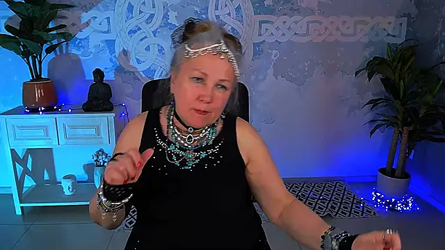 LilaMaharani online show from April 8, 1:01 pm