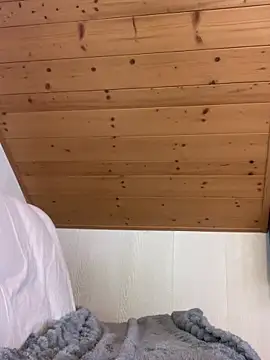 VelvetChloe online show from March 18, 1:24 pm