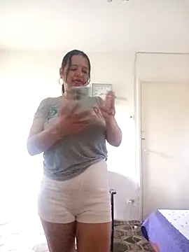 roxana e43 online show from April 18, 5:21 am