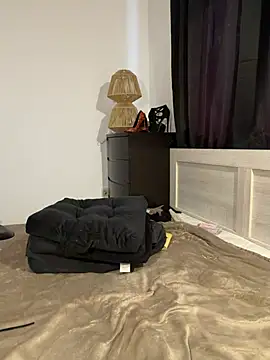 Angel of Hell online show from March 10, 11:47 am