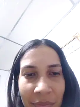 Snapshot of BiancaRoyale chatting on April 30, 7:59 am BiancaRoyale online show from April 30, 7:59 am