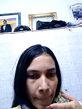 Snapshot of BiancaRoyale chatting on May 4, 9:12 am BiancaRoyale online show from May 4, 9:12 am