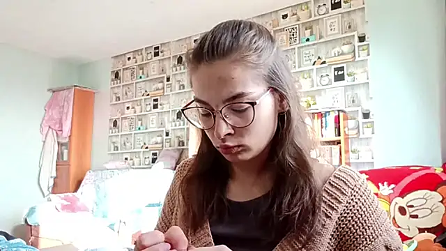 JInaMillsap online show from April 8, 8:05 am