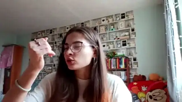 JInaMillsap online show from March 20, 4:02 am