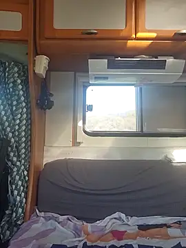 lescoquinsdu40 online show from March 22, 1:56 pm