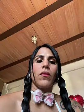 Snapshot of Maracuchitam chatting on June 11, 1:52 pm Maracuchitam online show from June 11, 1:52 pm