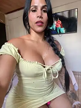 Snapshot of Maracuchitam chatting on June 20, 2:00 pm Maracuchitam online show from June 20, 2:00 pm