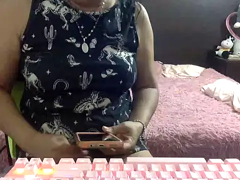 mommy-Milf online show from April 7, 2:30 pm