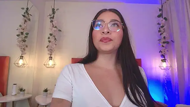 Caandace online show from March 20, 7:15 pm