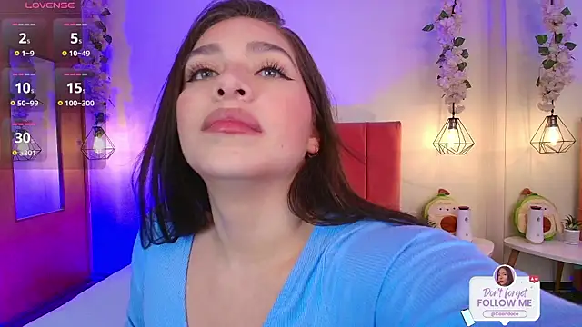 Caandace online show from March 6, 7:31 pm